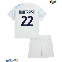 Otroški Nogometni dresi Inter Milan Henrikh Mkhitaryan #22 Gostujoči 2025-26 Kratek Rokav (+ Kratke hlače)